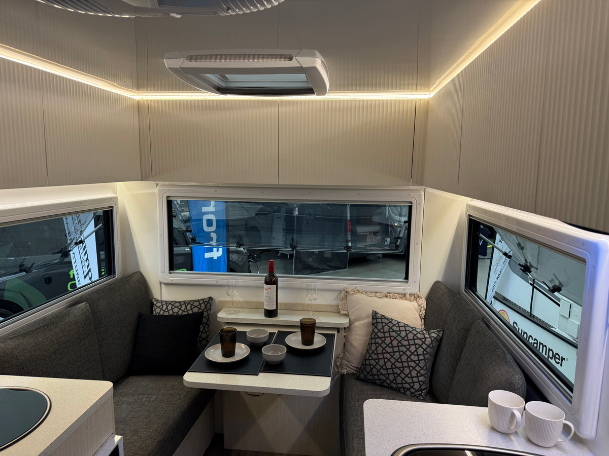 Motorhomes & Caravans
