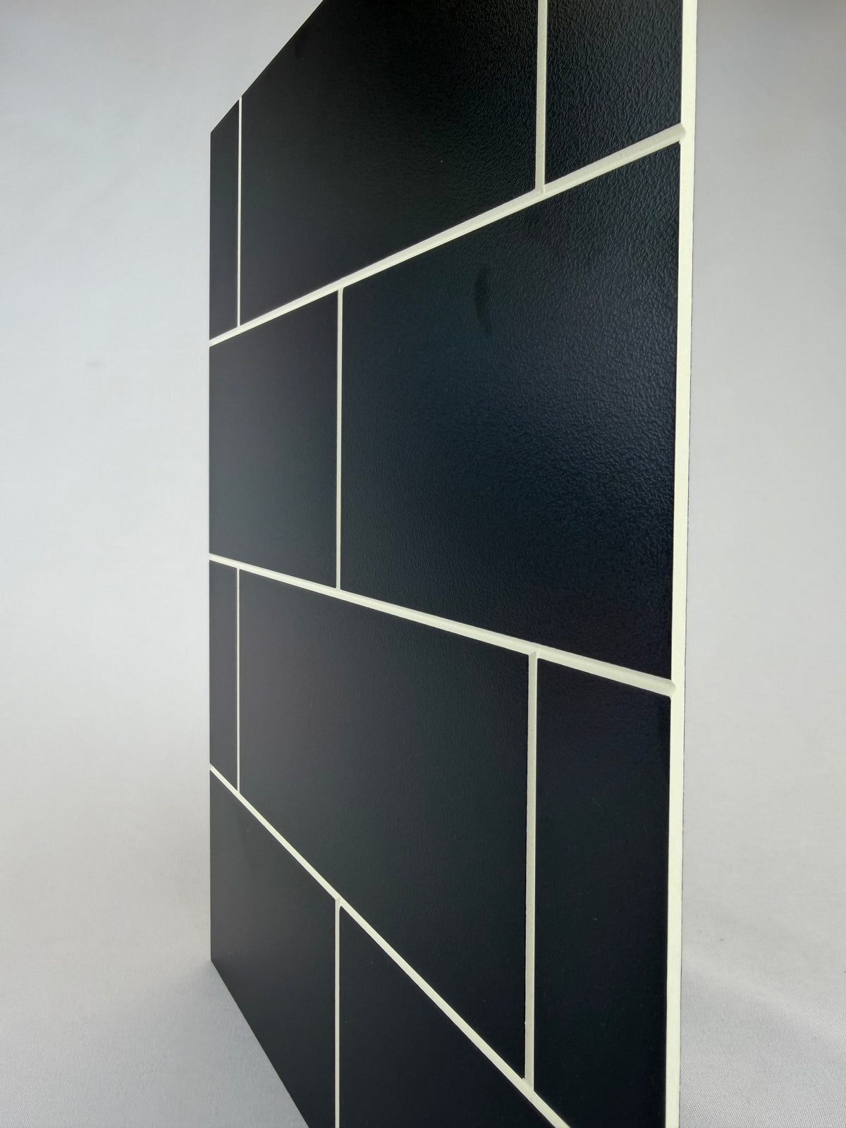 Vitter 3D Subway tile splashback 1490x300x3mm 2/s Black/ White Alum finish
