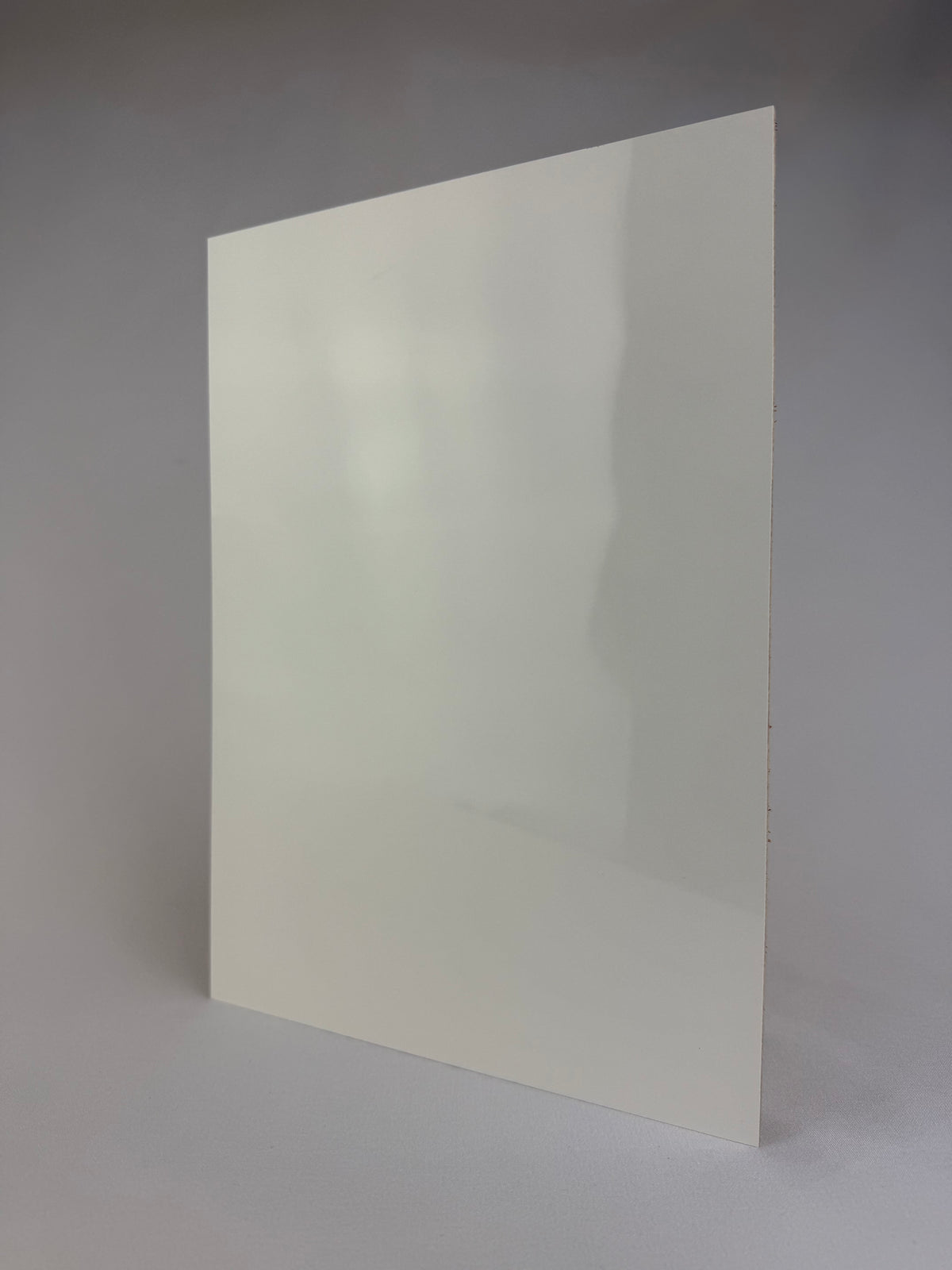 Plywood 1/s White Gloss (AGJ) 2440x1220x2.7mm