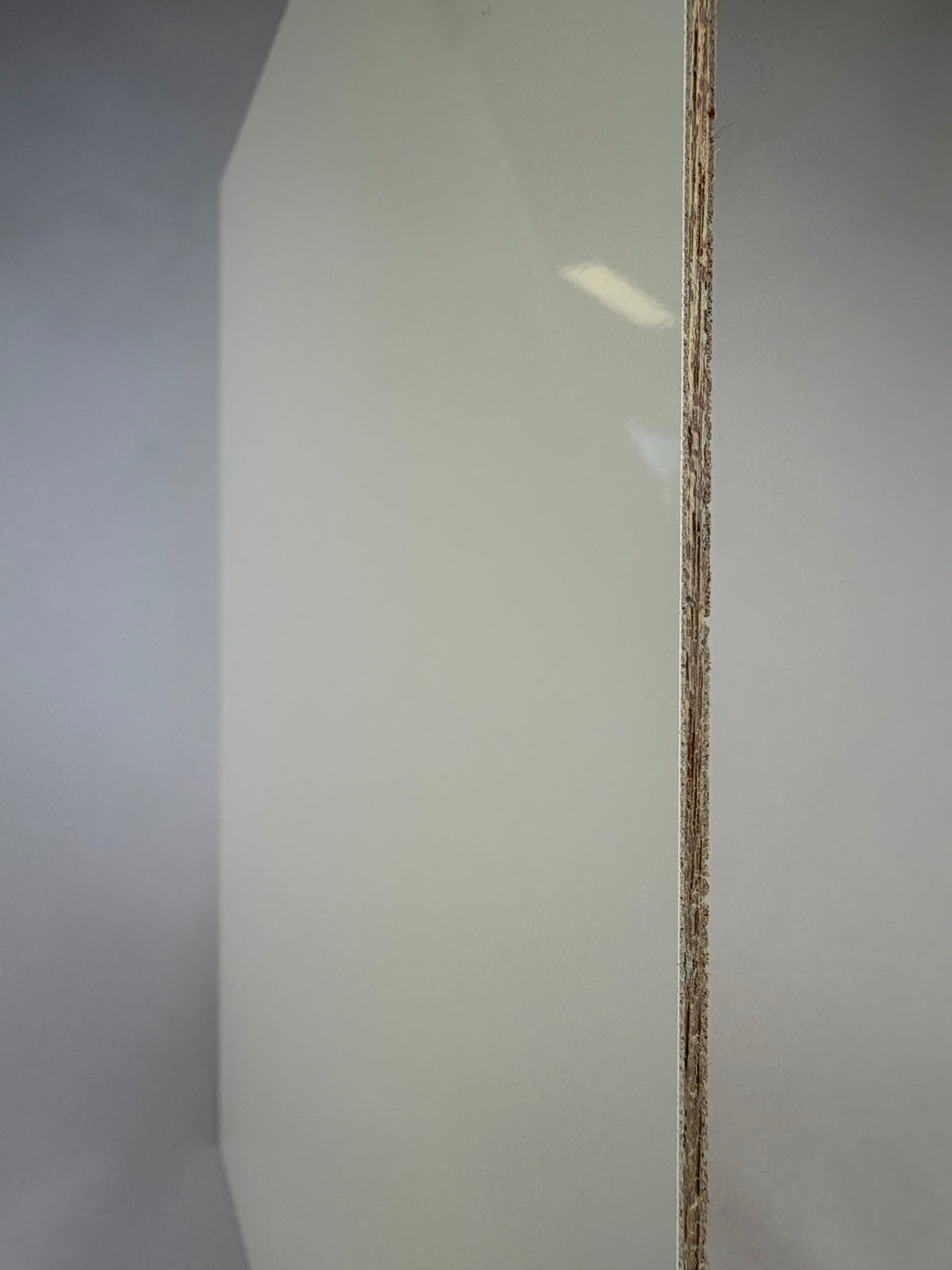 Plywood 1/s White Gloss (AGJ) 2440x1220x2.7mm